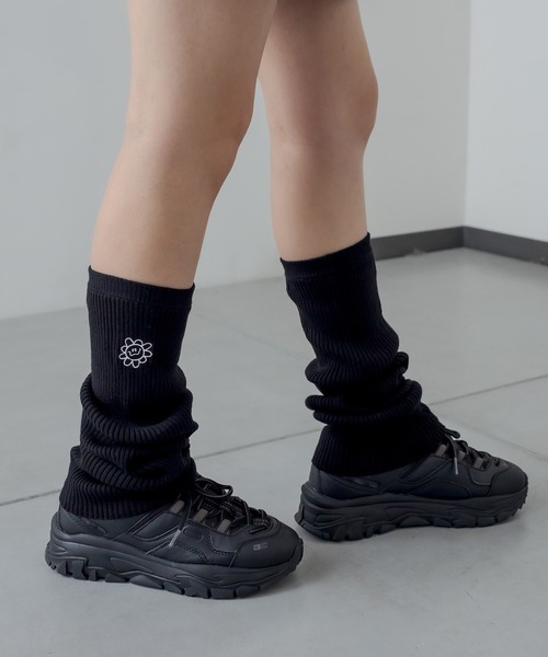 RASVOA(ラスボア)の「デイジー?レッグウォーマー(レッグウォーマー・レディース・ブラック/オフホワイト・FREE)」の5枚目の写真