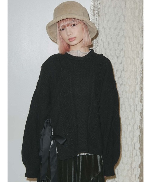merry jenny（メリージェニー）の「スリットリボンケーブルニット（ニット/セーター・レディース・ブラック/ベージュ/アイボリー・FREE）」の3枚目の写真