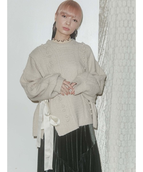 merry jenny（メリージェニー）の「スリットリボンケーブルニット（ニット/セーター・レディース・ブラック/ベージュ/アイボリー・FREE）」の7枚目の写真