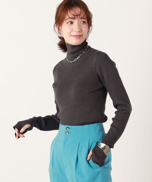 Rie Miller（リエミラー）の「リブタートルネックニット（ニット/セーター・レディース・ブラック/ベビーピンク/アイボリー/グレー・38）」の4枚目の写真