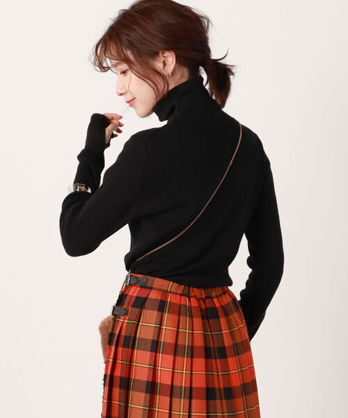 Rie Miller（リエミラー）の「リブタートルネックニット（ニット/セーター・レディース・ブラック/ベビーピンク/アイボリー/グレー・38）」の3枚目の写真