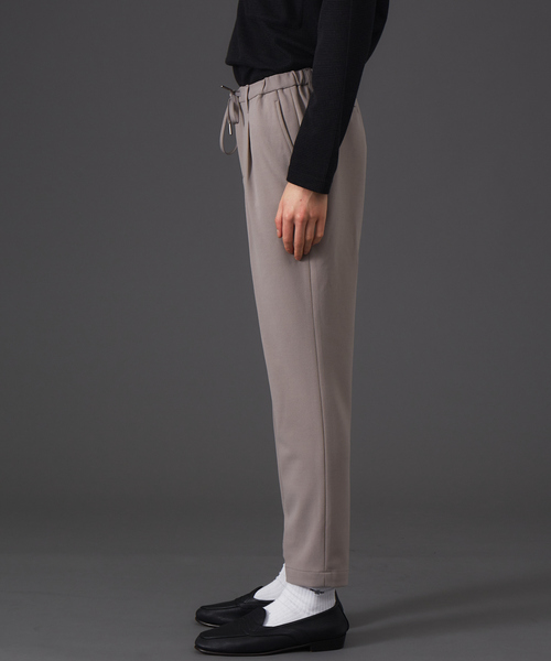 ABAHOUSE（アバハウス）の「【セットアップ対応】ツイルジャージ イージーパンツスラックス（スラックス・メンズ・ダークベージュ/グレイッシュベージュ/グリーン系その他・46/44/48）」の6枚目の写真