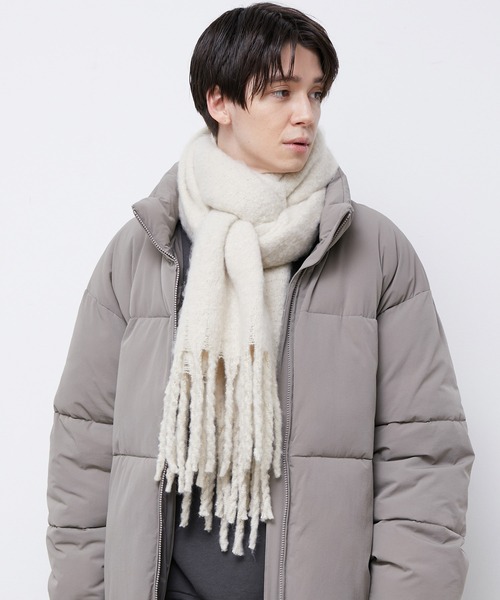 JUNRED（ジュンレッド）の「ボリュームカラーマフラー（マフラー・メンズ・チャコールグレー/ライトグレー/ブラック/キナリ/ブラウン系その他2/ブルー系その他4・FREE）」の2枚目の写真