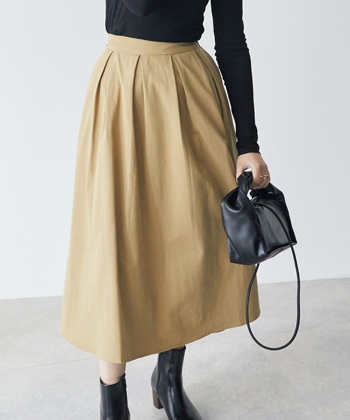 ECRIRE（エクリール）の「タックフレアSK（スカート・レディース・キャメル/ブラック/ベージュ・M）」の10枚目の写真