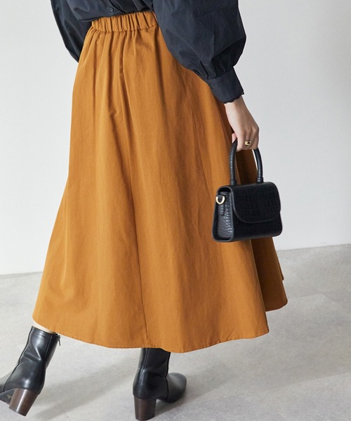 ECRIRE（エクリール）の「タックフレアSK（スカート・レディース・キャメル/ブラック/ベージュ・M）」の13枚目の写真