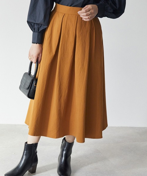 ECRIRE（エクリール）の「タックフレアSK（スカート・レディース・キャメル/ブラック/ベージュ・M）」の15枚目の写真