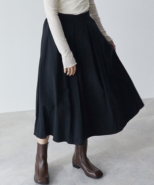 ECRIRE（エクリール）の「タックフレアSK（スカート・レディース・キャメル/ブラック/ベージュ・M）」の16枚目の写真