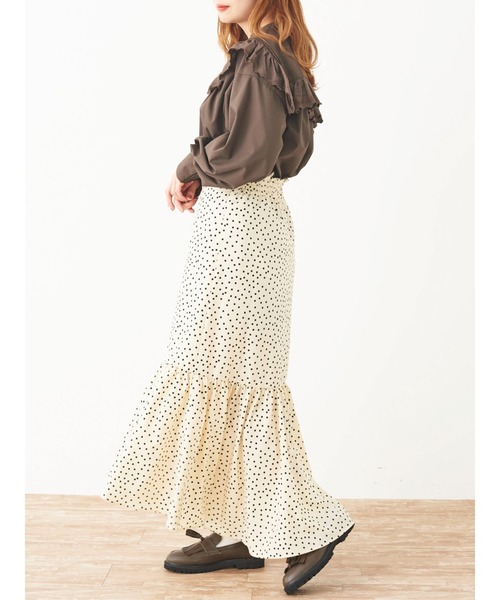 SLURR(スラ―)の「【大きいサイズ】ドットフリルマーメイドスカート(スカート・レディース・ライトベージュ/ブラック・LARGE)」の11枚目の写真