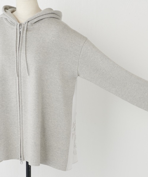 BEARDSLEY（ビアズリー）の「テープ刺繍ニットパーカー（カーディガン/ボレロ・レディース・ブラック/グレー・FREE）」の17枚目の写真