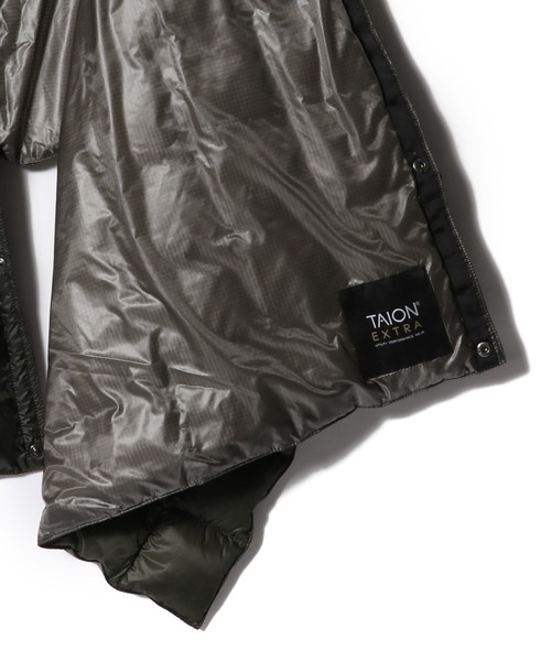 ESTNATION（エストネーション）の「TAION EXTRA / ダウンブランケット《ESTNATION EXCLUSIVE》（ストール/ショール・メンズ・ブラック/オリーブ・FREE）」の5枚目の写真
