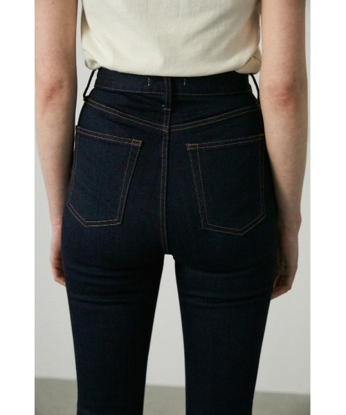 MOUSSY(マウジー)の「HW Rebirth FLARE(デニムパンツ・レディース・ブルー/ブラック・27inch/24inch/25inch/23inch/26inch)」の11枚目の写真