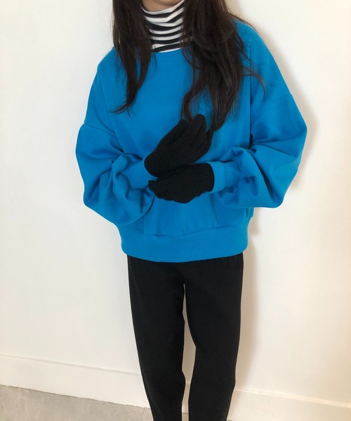 me+em select(ミームセレクト)の「ボリュームスリーブスウェットプルオーバー【裏起毛】(スウェット・レディース・ブラック/グレー/オレンジ/ブルー/グリーン/オートミール・FREE)」の22枚目の写真