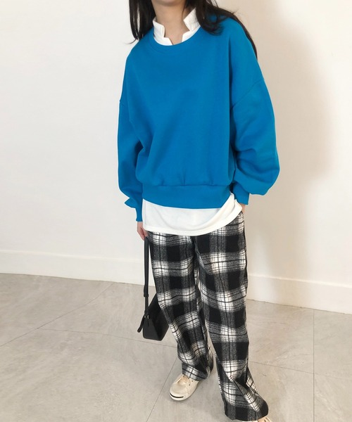 me+em select(ミームセレクト)の「ボリュームスリーブスウェットプルオーバー【裏起毛】(スウェット・レディース・ブラック/グレー/オレンジ/ブルー/グリーン/オートミール・FREE)」の7枚目の写真