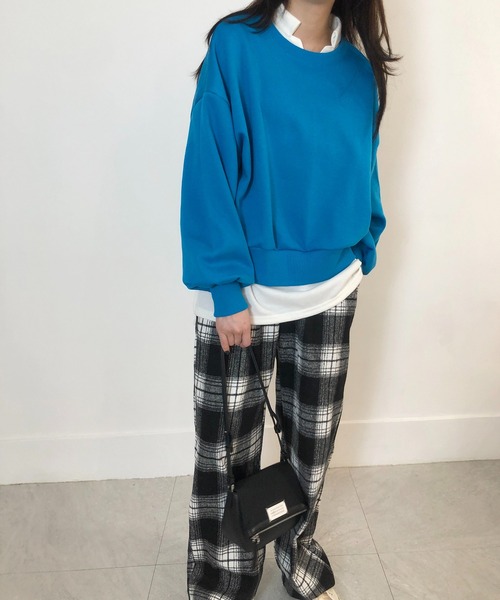 me+em select(ミームセレクト)の「ボリュームスリーブスウェットプルオーバー【裏起毛】(スウェット・レディース・ブラック/グレー/オレンジ/ブルー/グリーン/オートミール・FREE)」の14枚目の写真