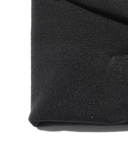 Guess（ゲス）の「GUESS/ゲス Gloves Triangle 手袋 グローブ タッチパネル対応（手袋・メンズ・ブラック/グレー・S/M）」の7枚目の写真