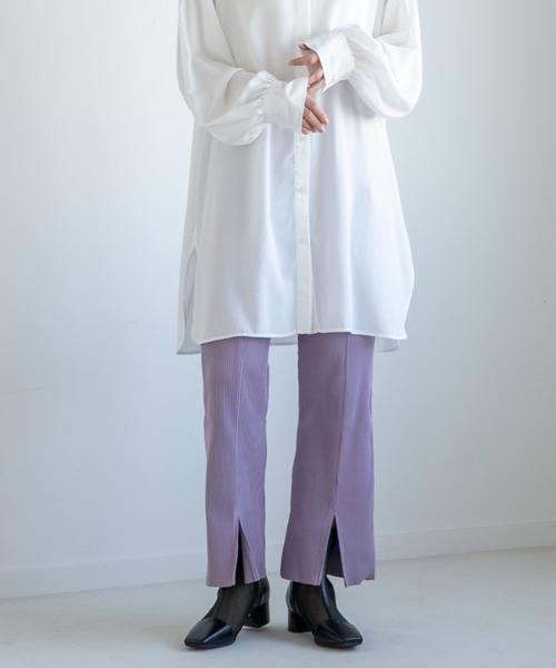 LOWRYS FARM(ローリーズファーム)の「セルフカットスリットリブパンツ 264134(その他パンツ・レディース・ブラック/パープル/グリーン/アイボリー・FREE/ショート)」の4枚目の写真