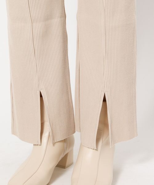 LOWRYS FARM(ローリーズファーム)の「セルフカットスリットリブパンツ 264134(その他パンツ・レディース・ブラック/パープル/グリーン/アイボリー・FREE/ショート)」の9枚目の写真