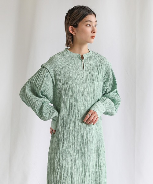 select MOCA（セレクトモカ）の「バックリボンクリンクルロングワンピース（ワンピース・レディース・ブラック/グリーン/アイボリー・FREE）」の11枚目の写真