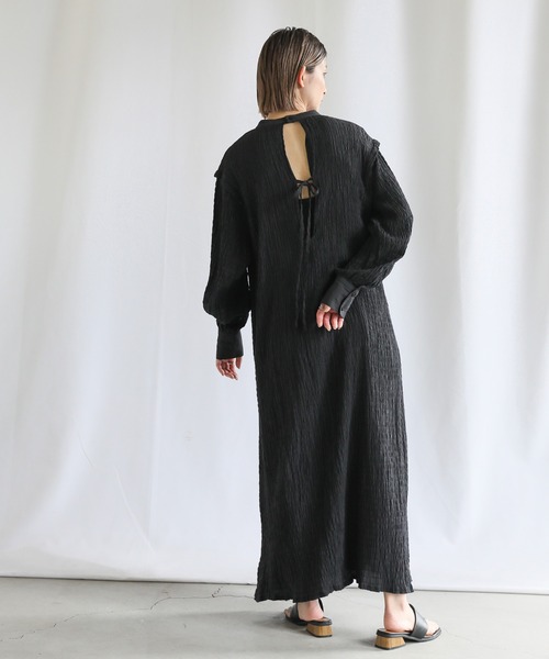 select MOCA（セレクトモカ）の「バックリボンクリンクルロングワンピース（ワンピース・レディース・ブラック/グリーン/アイボリー・FREE）」の13枚目の写真