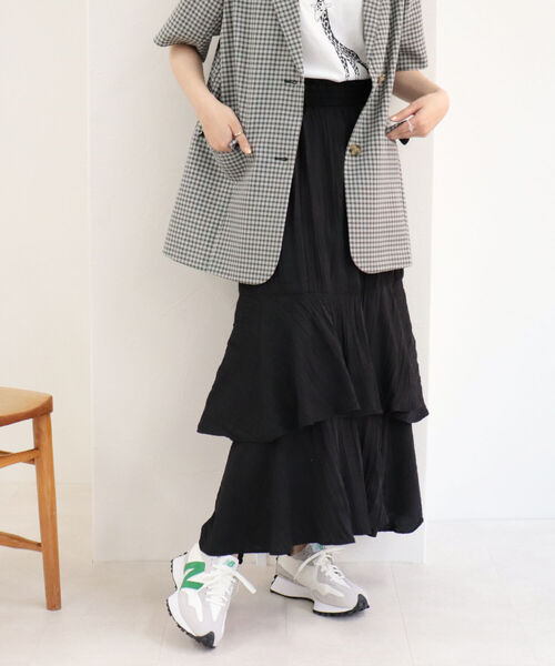 fredy emue（フレディエミュ）の「ワッシャー加工ティアードスカート（スカート・レディース・オレンジ/ラベンダー/ブラック・38）」の2枚目の写真