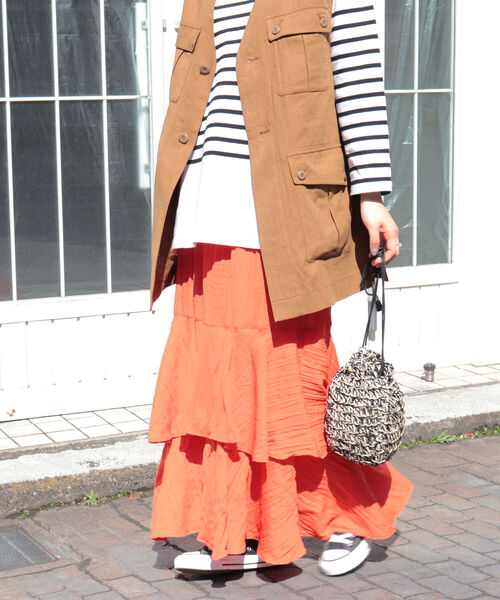 fredy emue（フレディエミュ）の「ワッシャー加工ティアードスカート（スカート・レディース・オレンジ/ラベンダー/ブラック・38）」の8枚目の写真