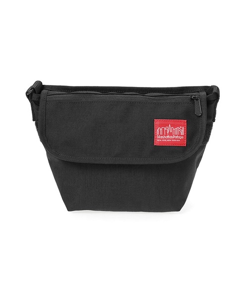 Manhattan Portage（マンハッタンポーテージ）の「Casual Messenger Bag NYC Print 2022SS（メッセンジャーバッグ・メンズ・ブラック・X-SMALL）」の2枚目の写真