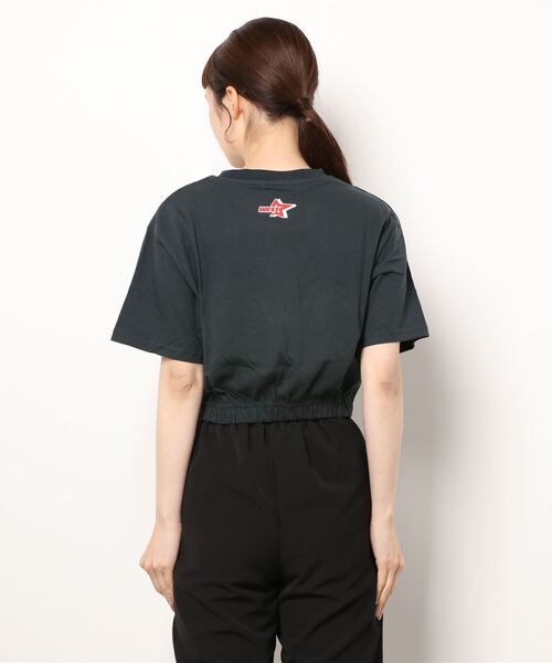 SPINNS(スピンズ)の「ウエストゴム入りフロントロゴショート丈半袖Tシャツ(Tシャツ/カットソー・レディース・オートミール/チャコール/ホワイト/ブラック×ブルー・ONESIZE)」の9枚目の写真