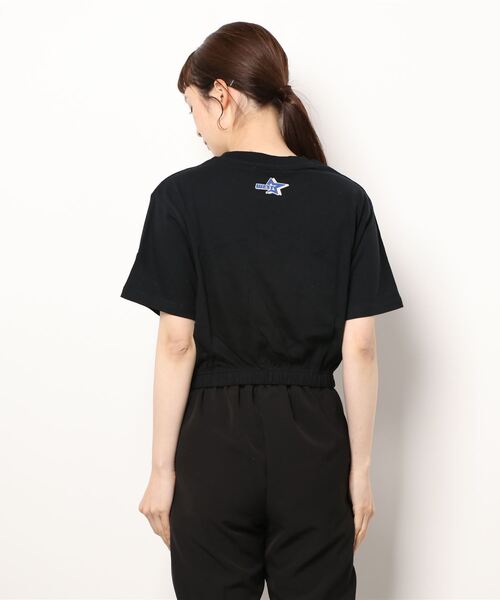 SPINNS(スピンズ)の「ウエストゴム入りフロントロゴショート丈半袖Tシャツ(Tシャツ/カットソー・レディース・オートミール/チャコール/ホワイト/ブラック×ブルー・ONESIZE)」の8枚目の写真