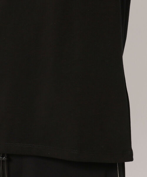 qwerty(クワーティ)の「QWERTY (クワーティ)Transition Embroidery SS TEE(Tシャツ/カットソー・メンズ・ホワイト/ブラック・MEDIUM/LARGE/X-LARGE)」の5枚目の写真