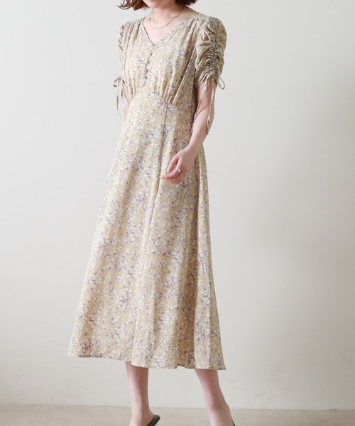 袖シャーリングワンピース