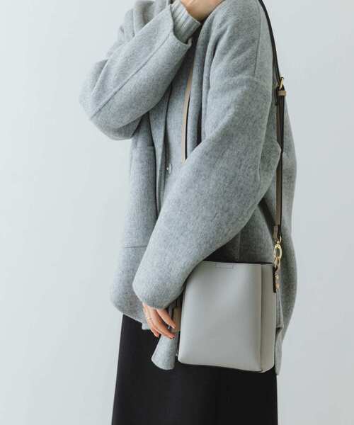 RODE SKO（ロデスコ）の「チャーム付ミニショルダーバッグ（ショルダーバッグ・レディース・ブラック/ベージュ/グレー/アイボリー/ライトグレー/ブラック系その他・ONE）」の18枚目の写真