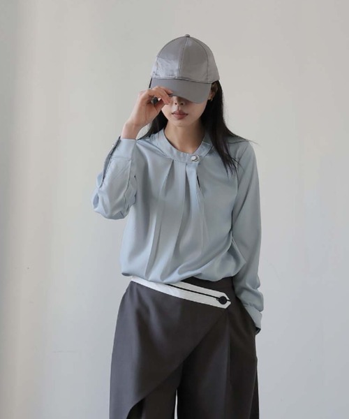 Ulysses(ユリシス)の「シルクタッチボタンブラウス(シャツ/ブラウス・レディース・ホワイト/ベージュ/グレー/ブルー/ブラック/ミント/ライトピンク・M/L)」の10枚目の写真