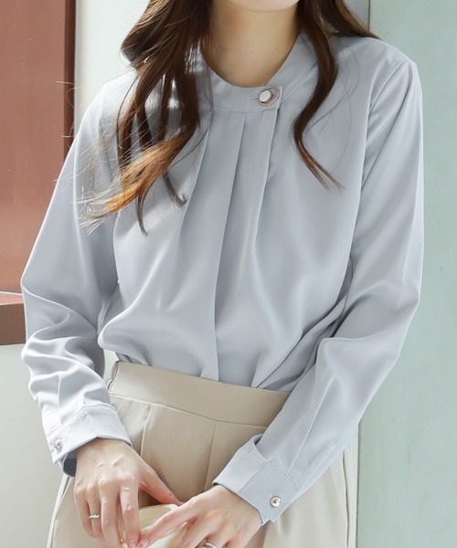 Ulysses(ユリシス)の「シルクタッチボタンブラウス(シャツ/ブラウス・レディース・ホワイト/ベージュ/グレー/ブルー/ブラック/ミント/ライトピンク・M/L)」の11枚目の写真