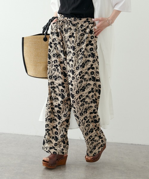 PUAL CE CIN（ピュアルセシン）の「花柄プリントパンツ（その他パンツ・レディース・ブラック/ベージュ/アイボリー・FREE）」の11枚目の写真