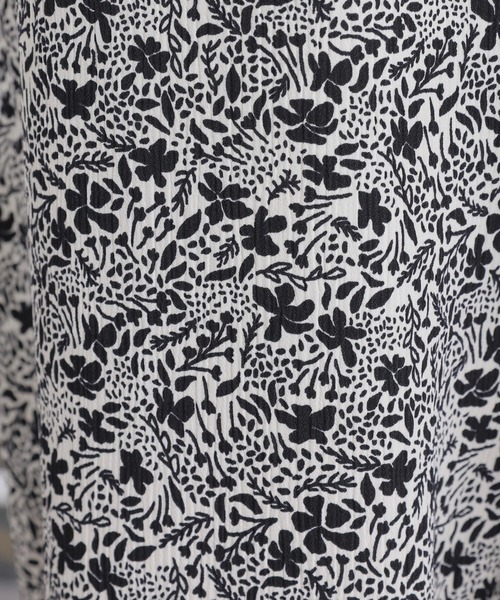 PUAL CE CIN（ピュアルセシン）の「花柄プリントパンツ（その他パンツ・レディース・ブラック/ベージュ/アイボリー・FREE）」の9枚目の写真