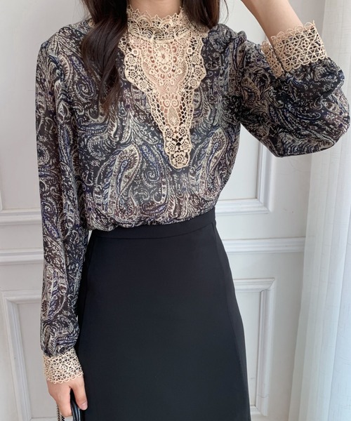 Diosfront（ディオスフロント）の「2022AW　プチハイネックレースドッキング柄ブラウス（シャツ/ブラウス・レディース・ブラック/レッド/グリーン・M/L）」の12枚目の写真