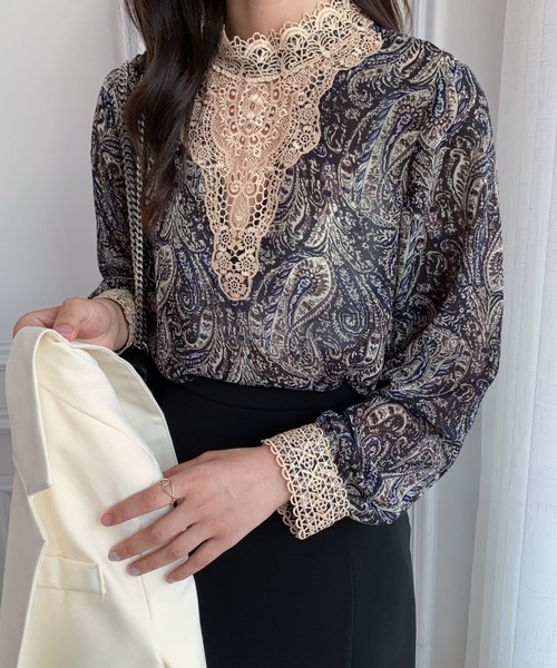 Diosfront（ディオスフロント）の「2022AW　プチハイネックレースドッキング柄ブラウス（シャツ/ブラウス・レディース・ブラック/レッド/グリーン・M/L）」の20枚目の写真