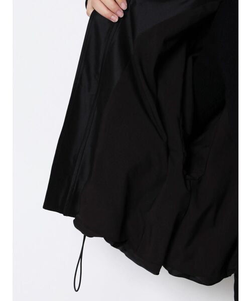 LAGUNAMOON（ラグナムーン）の「ヘムドロストボリュームショートブルゾン（ブルゾン・レディース・ブラック/モカ・FREE）」の9枚目の写真