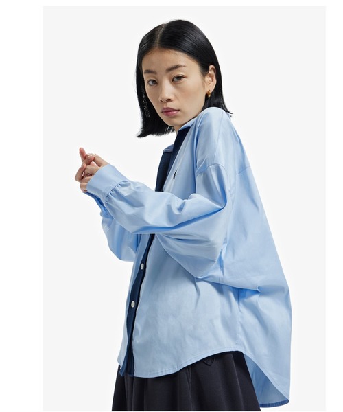 FRED PERRY（フレッドペリー）の「Ribbed Shirt Cardigan（シャツ/ブラウス・レディース・ホワイト/ライトグレー・10）」の10枚目の写真