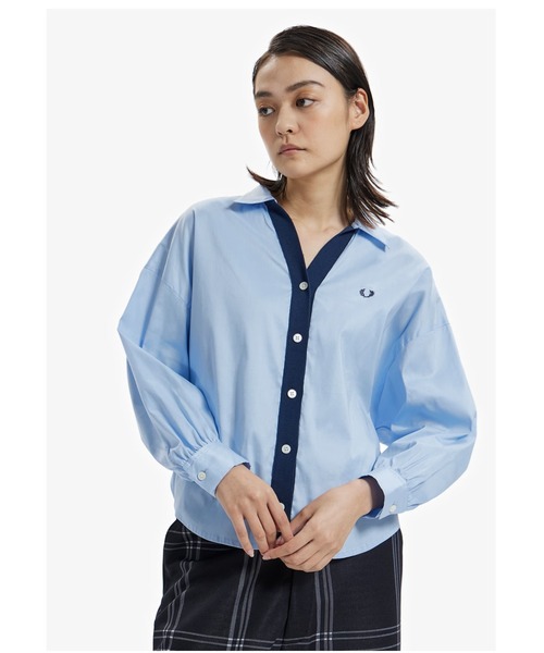 FRED PERRY（フレッドペリー）の「Ribbed Shirt Cardigan（シャツ/ブラウス・レディース・ホワイト/ライトグレー・10）」の11枚目の写真