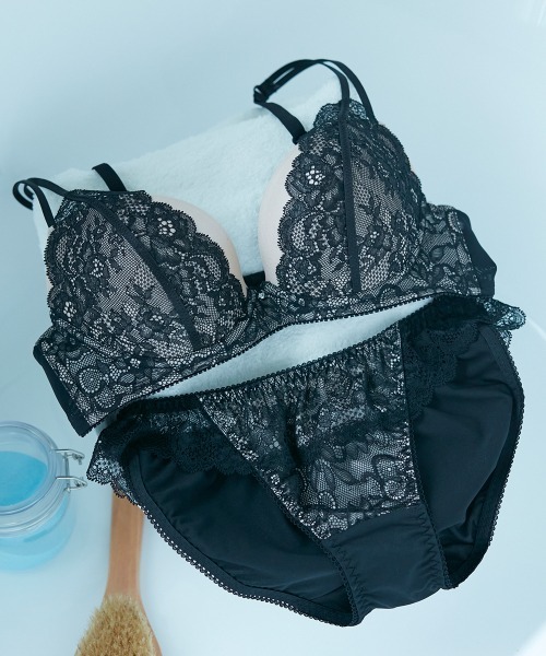 B～Fカップ／上下セット 種類豊富なカラーバリエーション◎】丸胸