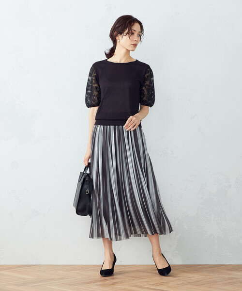 COMME CA ISM(コムサイズム)の「ストライプ チュール プリーツスカート(スカート・レディース・カーキ/チャコール・SMALL/MEDIUM/LARGE)」の5枚目の写真