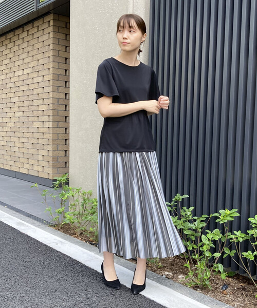 COMME CA ISM(コムサイズム)の「ストライプ チュール プリーツスカート(スカート・レディース・カーキ/チャコール・SMALL/MEDIUM/LARGE)」の19枚目の写真