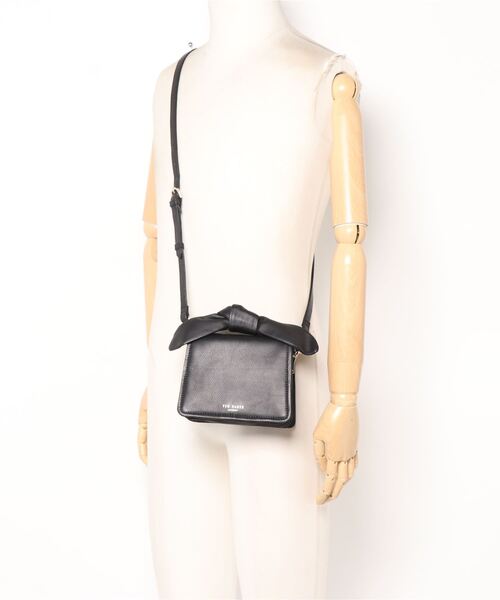 Ted Baker（テッドベーカー）の「NIYAH ソフトレザー　リボン ミニ クロスボディバッグ（ショルダーバッグ・レディース・ピンク/ブラック/ホワイト/グリーン・O/S）」の22枚目の写真