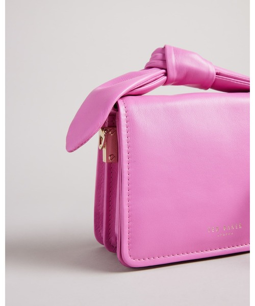 Ted Baker（テッドベーカー）の「NIYAH ソフトレザー　リボン ミニ クロスボディバッグ（ショルダーバッグ・レディース・ピンク/ブラック/ホワイト/グリーン・O/S）」の15枚目の写真