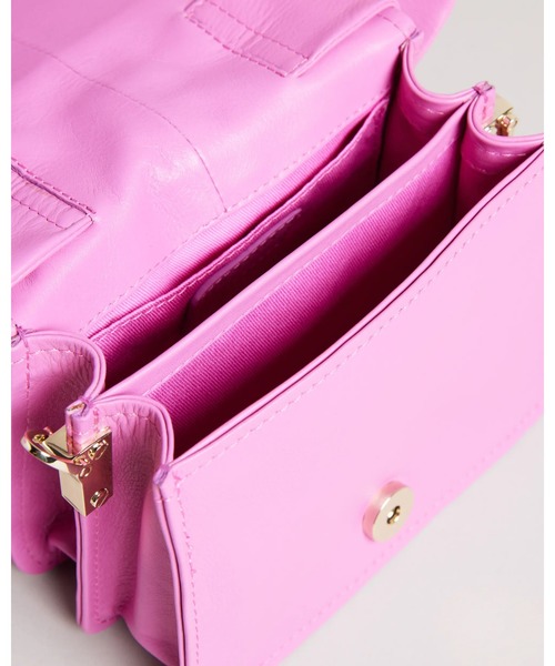 Ted Baker（テッドベーカー）の「NIYAH ソフトレザー　リボン ミニ クロスボディバッグ（ショルダーバッグ・レディース・ピンク/ブラック/ホワイト/グリーン・O/S）」の16枚目の写真