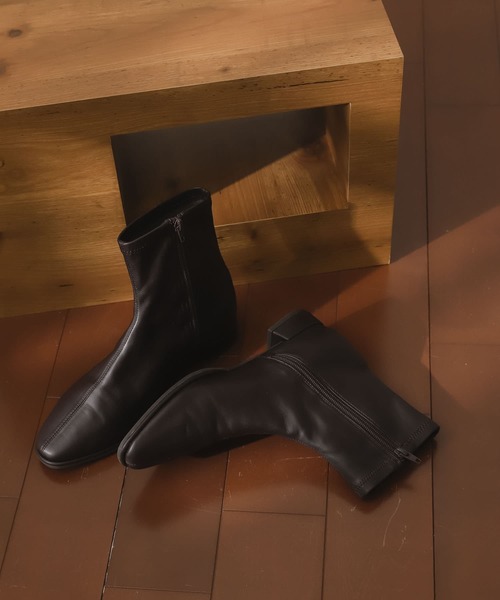 SENSE OF PLACE by URBAN RESEARCH(センスオブプレイスバイアーバンリサーチ)の「スクエアトウセンターシームストレッチローブーツ(ブーツ・レディース・ブラック/ブラウン/アイボリー・LARGE/MEDIUM/X-LARGE/SMALL)」の8枚目の写真