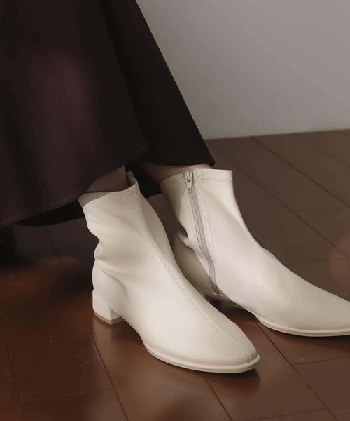 SENSE OF PLACE by URBAN RESEARCH(センスオブプレイスバイアーバンリサーチ)の「スクエアトウセンターシームストレッチローブーツ(ブーツ・レディース・ブラック/ブラウン/アイボリー・LARGE/MEDIUM/X-LARGE/SMALL)」の19枚目の写真