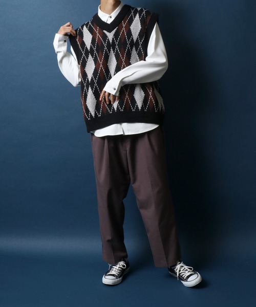 ANPAS（アンパス）の「Total Pattern Knit Vest/総柄 ニットルーズベスト（ベスト・メンズ・レッド系その他/ブラック系その他3/ブラック系その他/ブラック系その他2/ブラウン系その他/グリーン系その他・LL/M/L）」の8枚目の写真