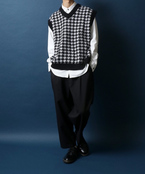 ANPAS（アンパス）の「Total Pattern Knit Vest/総柄 ニットルーズベスト（ベスト・メンズ・レッド系その他/ブラック系その他3/ブラック系その他/ブラック系その他2/ブラウン系その他/グリーン系その他・LL/M/L）」の9枚目の写真